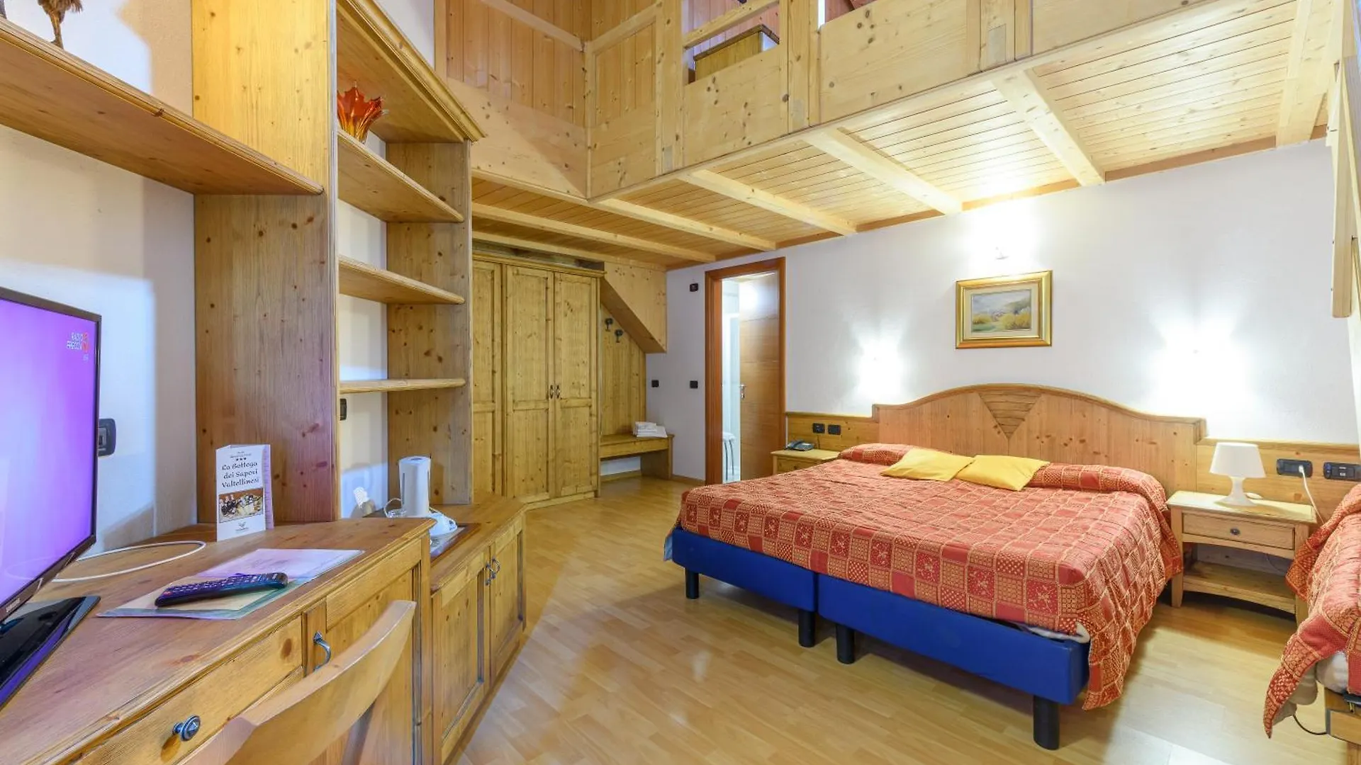 Hotel Garni Le Corti Grosotto 3*,